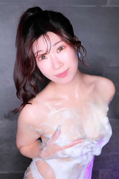 �������4